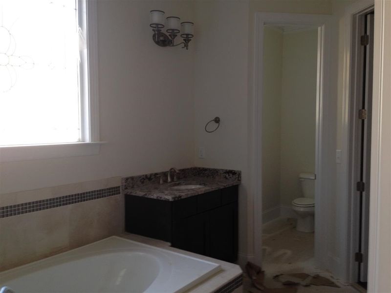 8021 Brandyapple Dr #2, Raleigh, NC 27615