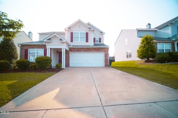 8021 Wesley Farm Dr, Raleigh, NC 27616