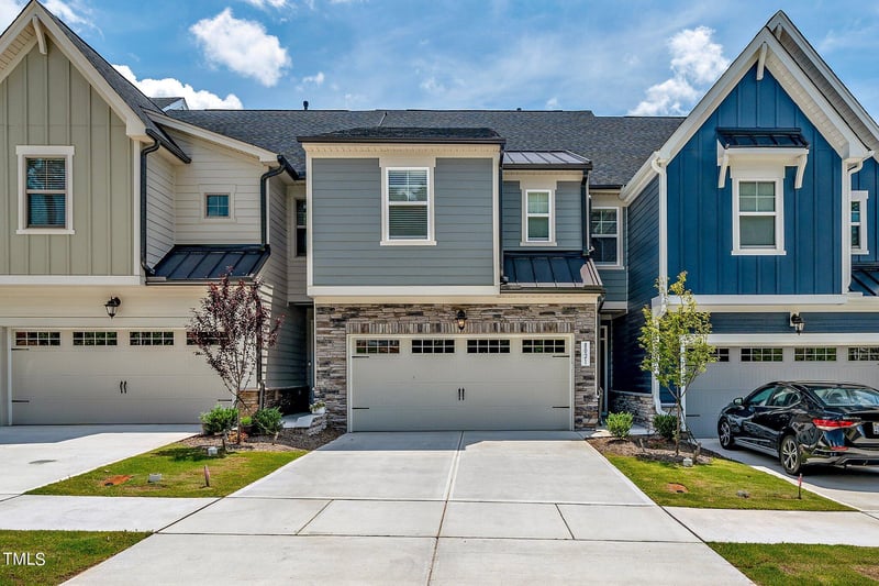 8021 Windthorn Pl, Cary, NC 27519