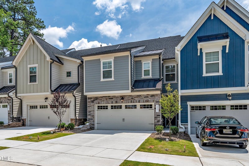 8021 Windthorn Pl, Cary, NC 27519