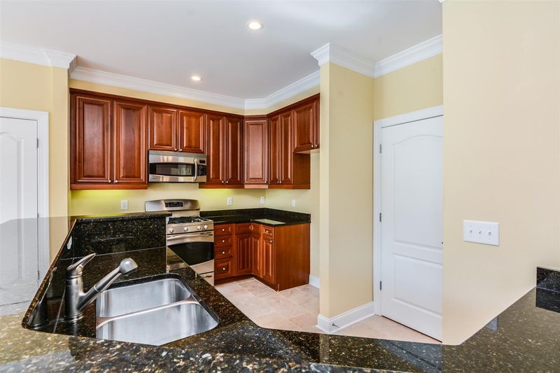 8023 Lloyd Allyns Way, Raleigh, NC 27615