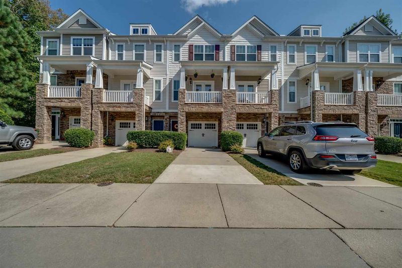 8024 Goldenrain Way, Raleigh, NC 27612