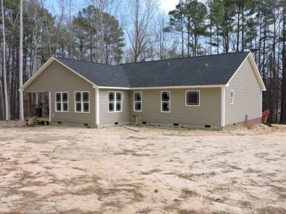 8024 Royal Dr, Sanford, NC 27332