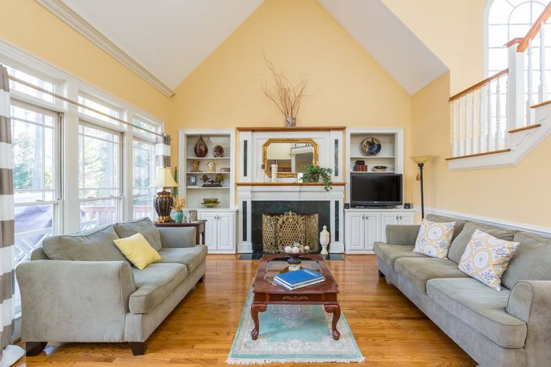 8025 Hawkshead Rd, Wake Forest, NC 27587