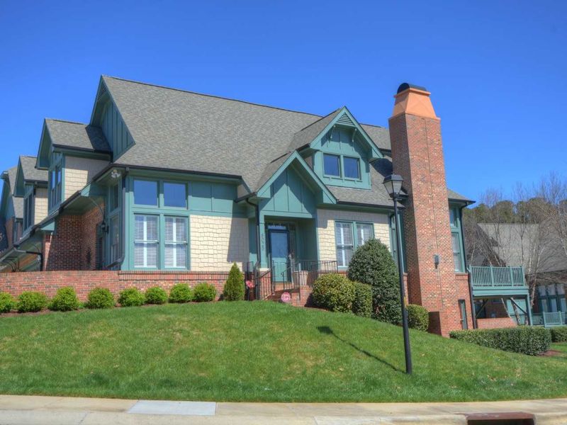 8025 Lloyd Allyns Way, Raleigh, NC 27615