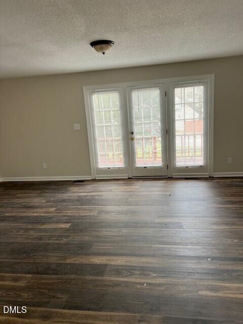 8025 Perry Creek Rd, Raleigh, NC 27616