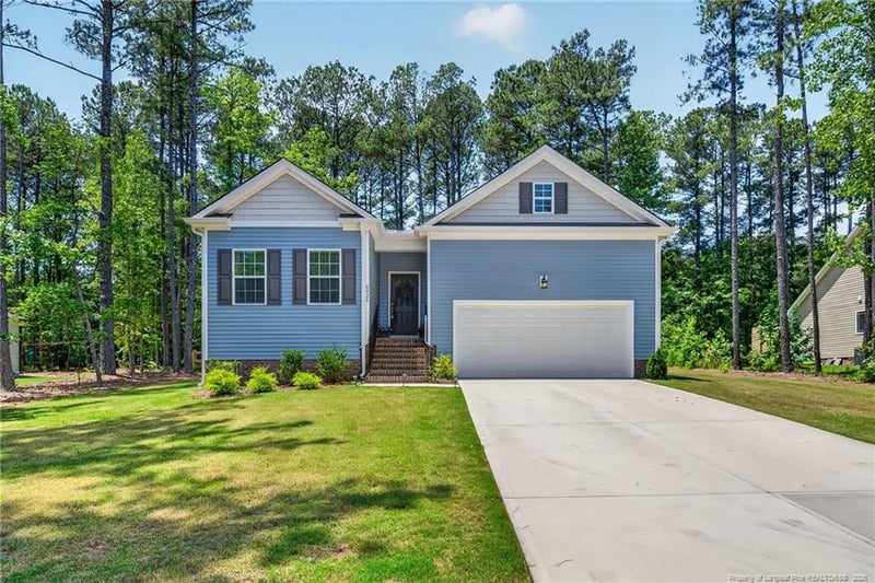 8026 Royal Dr, Sanford, NC 27332