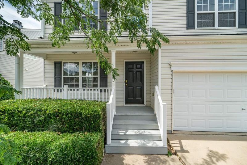 8027 Atamasco Cir, Raleigh, NC 27616