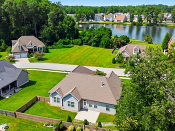 8029 Crookneck Dr, Angier, NC 27501