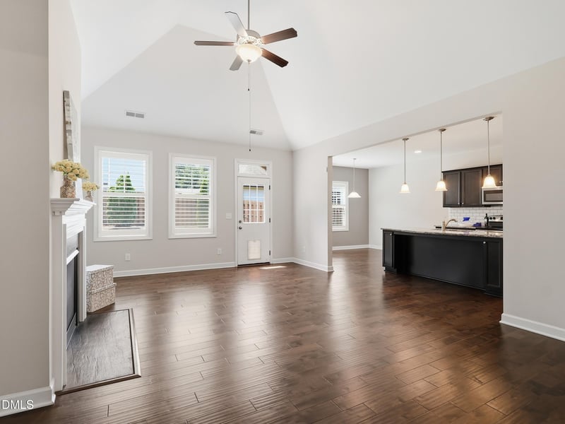 8029 Crookneck Dr, Angier, NC 27501