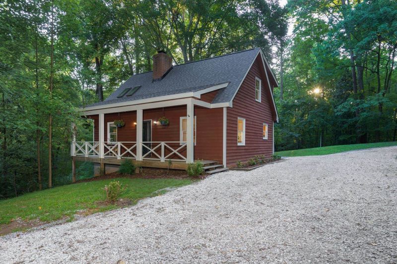 8029 Rolling Hills Dr, Raleigh, NC 27603