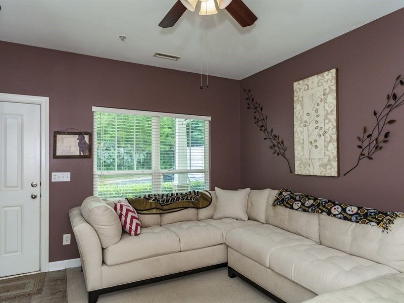 8029 Sunset Branch Ct, Raleigh, NC 27612