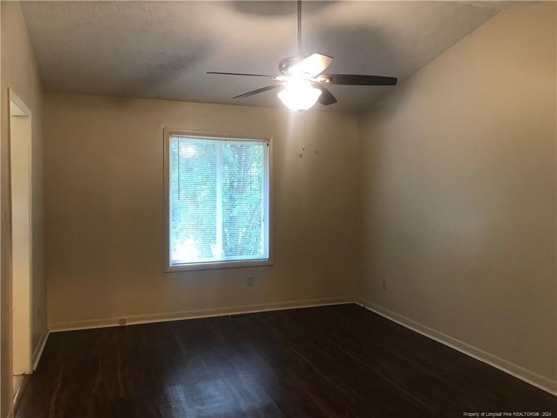 803 Algood Ave, Hope Mills, NC 28348