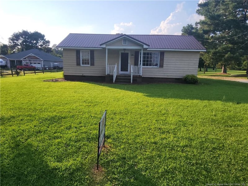 803 Antioch Church Rd, Dunn, NC 28334