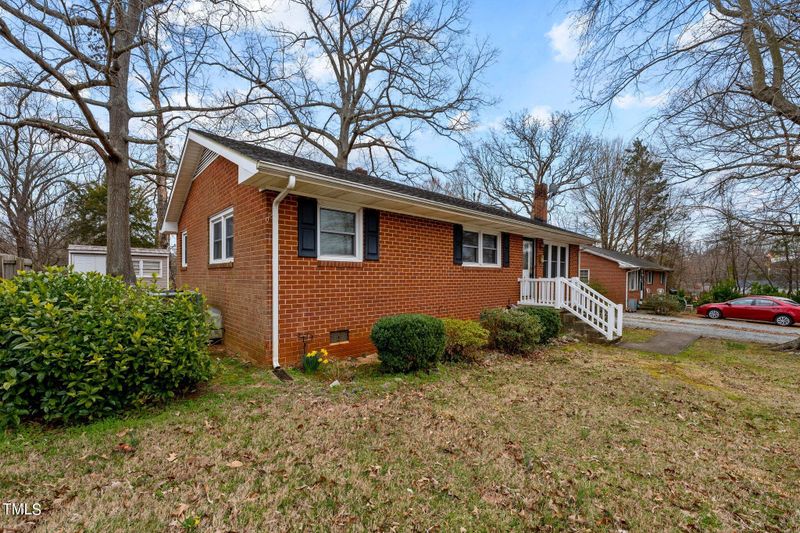 803 Buckner St, Graham, NC 27253