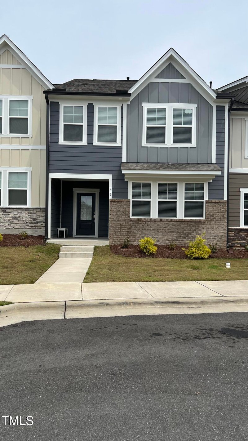 803 Courting St, Apex, NC 27523