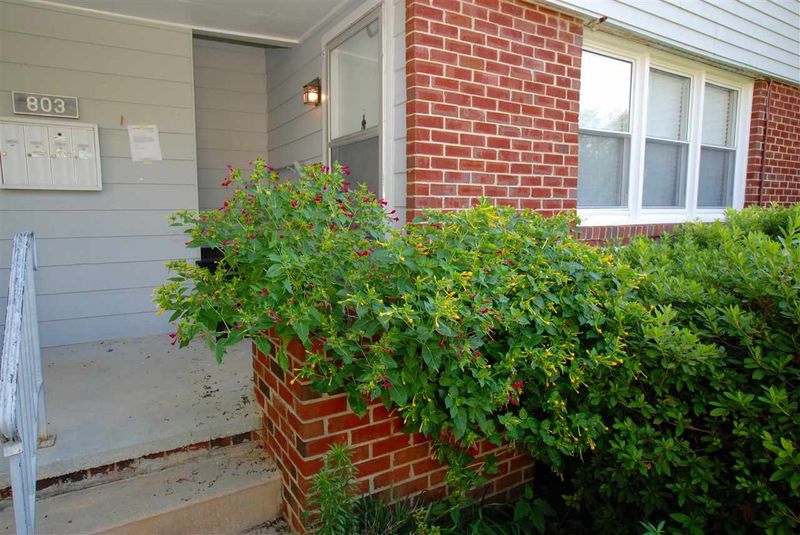803 Daniels St #B, Raleigh, NC 27605