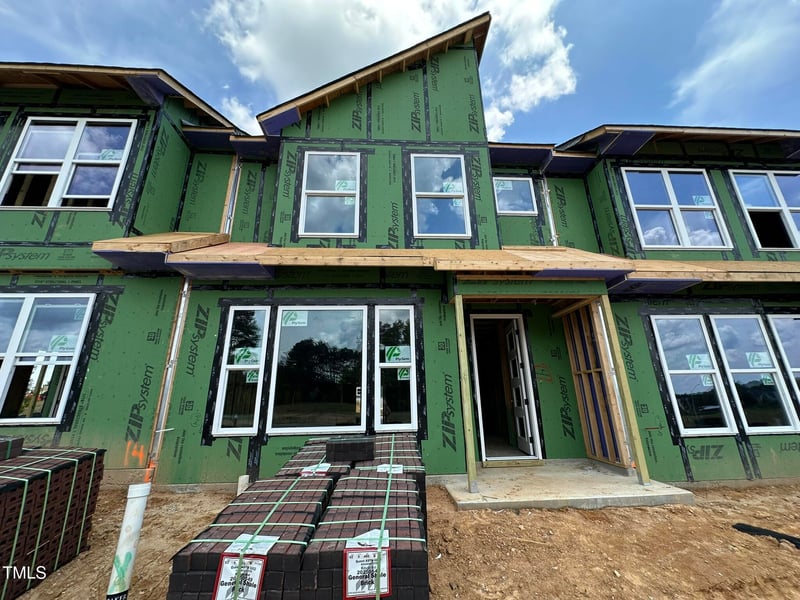 803 Fireship Rd, Fuquay Varina, NC 27526