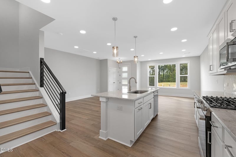 803 Fireship Rd, Fuquay Varina, NC 27526