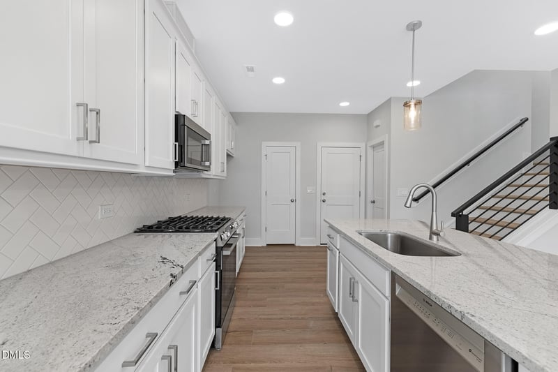 803 Fireship Rd, Fuquay Varina, NC 27526