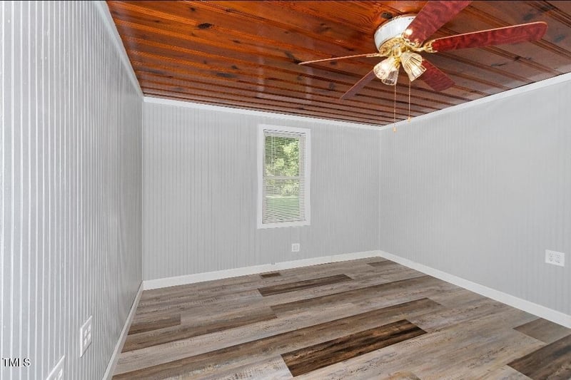 803 Hare St, Selma, NC 27576