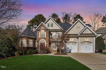 803 Landuff Ct, Cary, NC 27519