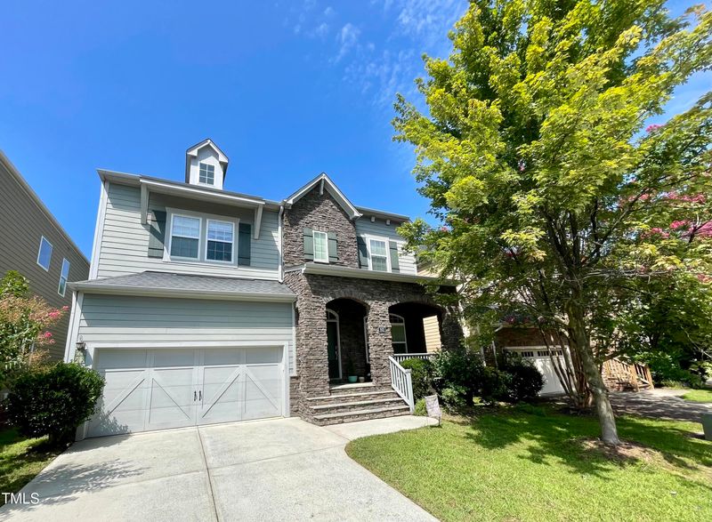 803 Long Meadows Rd, Chapel Hill, NC 27516