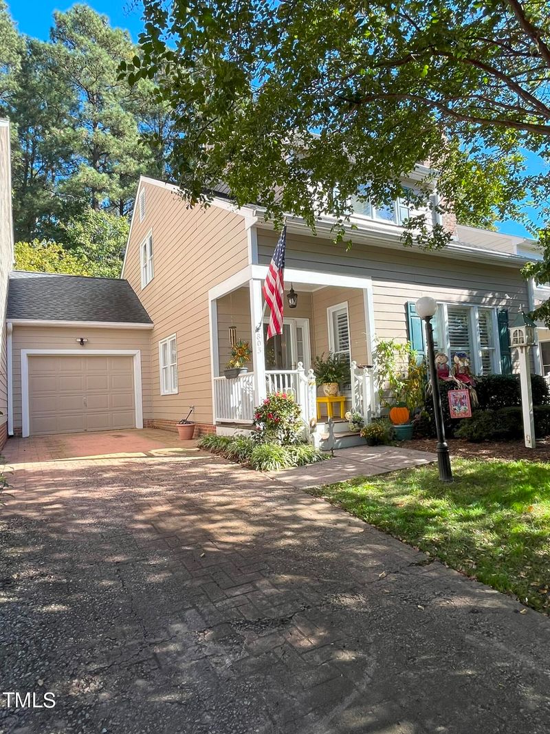 803 Mill Greens Ct, Raleigh, NC 27609