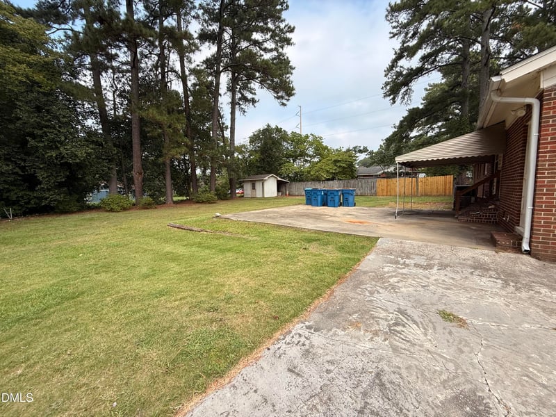 803 W Morris Cir, Dunn, NC 28334