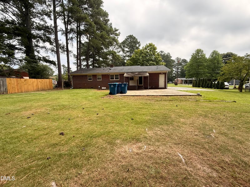803 W Morris Cir, Dunn, NC 28334