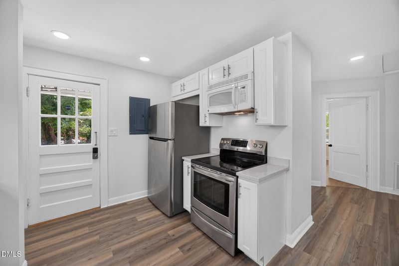 803 Oakley St, Graham, NC 27253