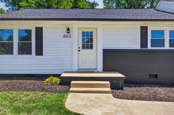 803 Oakley St, Graham, NC 27253