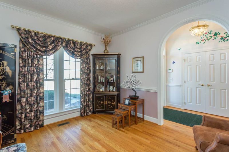 803 Quickstone Dr, Fuquay Varina, NC 27526