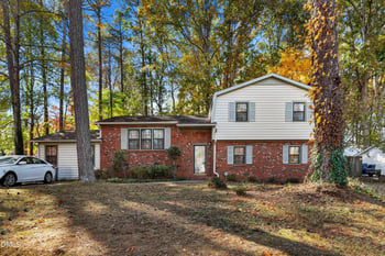 803 Roanoke Dr, Cary, NC 27513