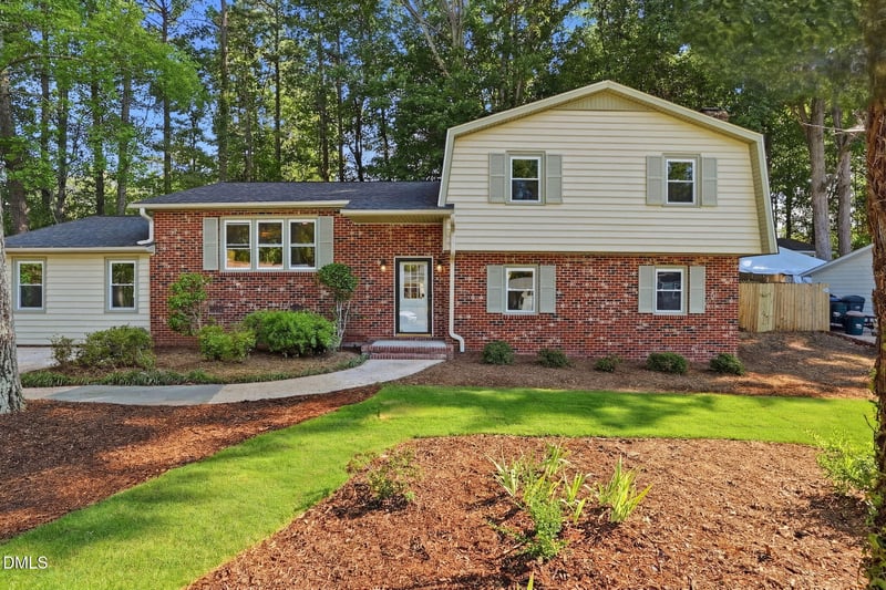 803 Roanoke Dr, Cary, NC 27513