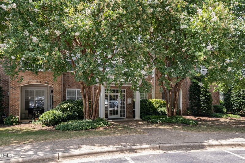8031 Allyns Landing Way #303, Raleigh, NC 27615