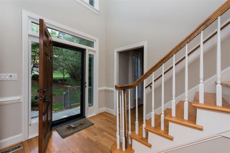 8032 Gabriels Bend Dr, Raleigh, NC 27612