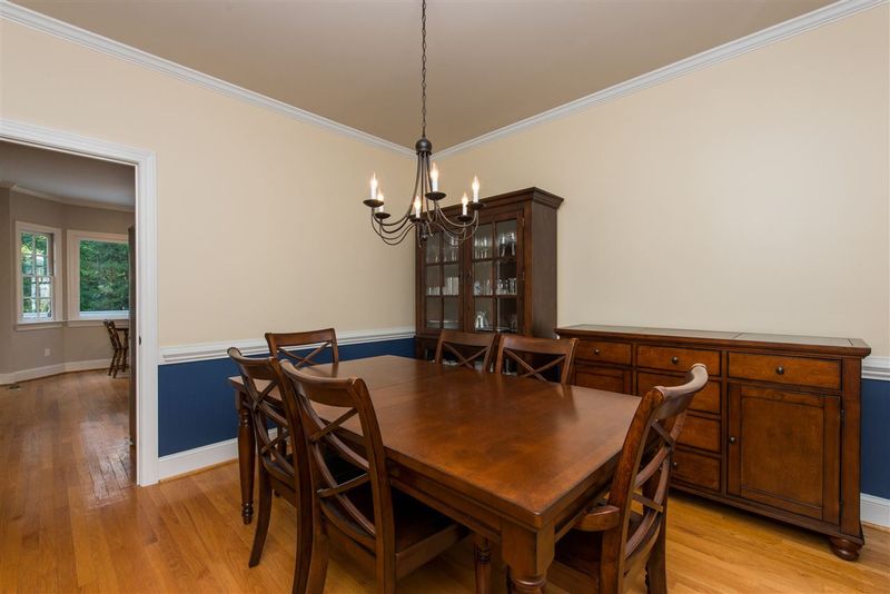 8032 Gabriels Bend Dr, Raleigh, NC 27612