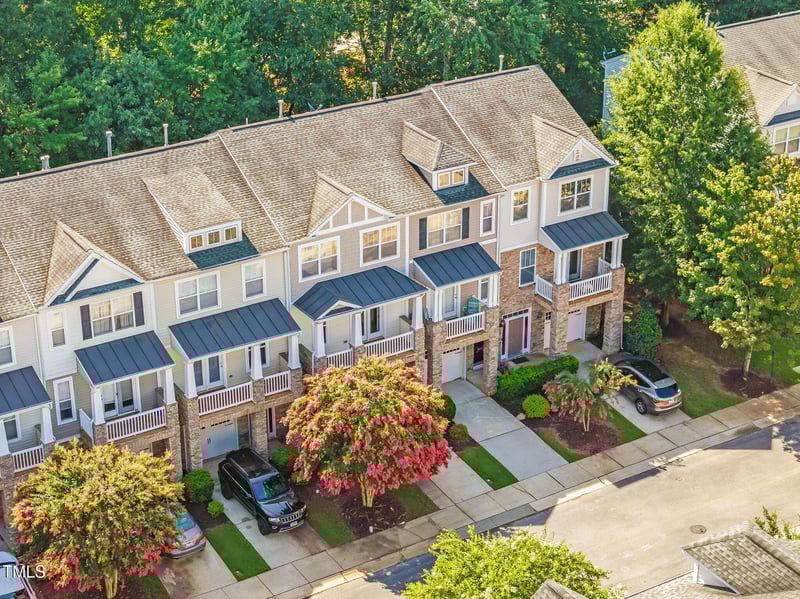 8032 Sycamore Hill Ln, Raleigh, NC 27612