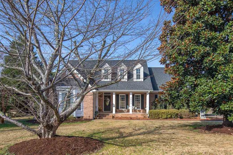 8033 Hogan Dr, Wake Forest, NC 27587