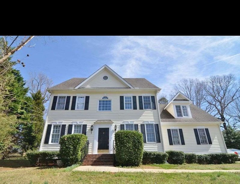 8034 Hogan Dr, Wake Forest, NC 27587