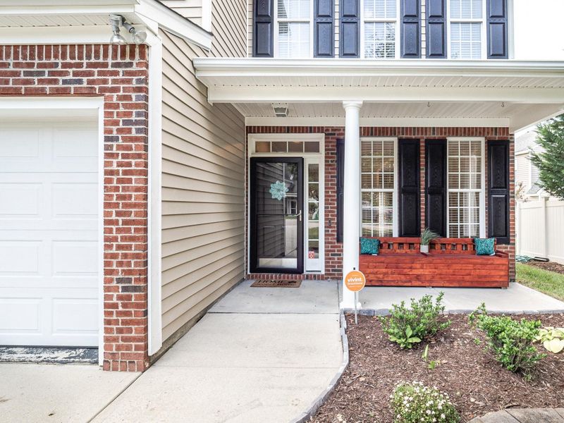 8035 Willowglen Dr, Raleigh, NC 27616