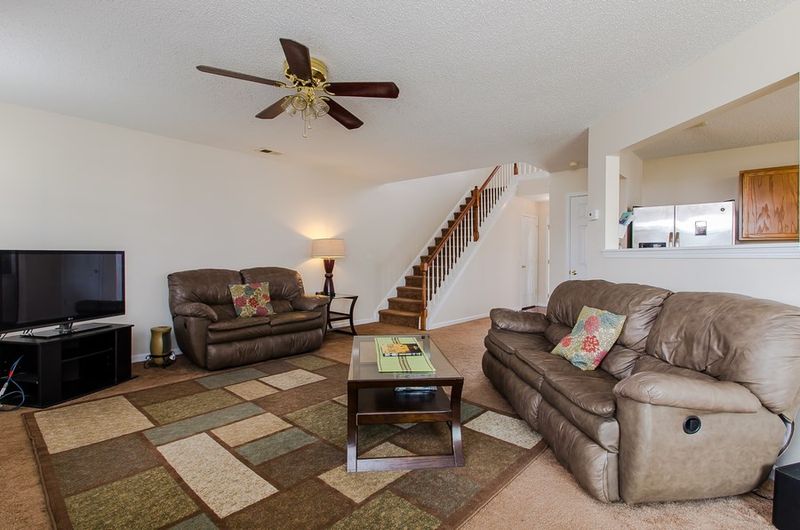 8036 Bright Oak Trl, Raleigh, NC 27616