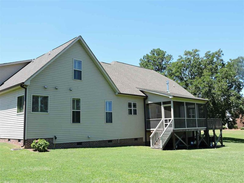 8039 Raleigh Rd, Benson, NC 27504