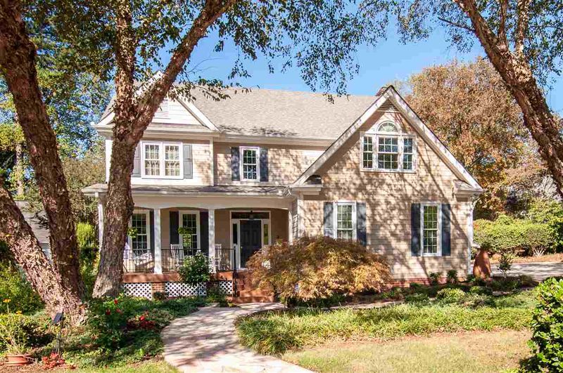 804 Babock Ct, Raleigh, NC 27609