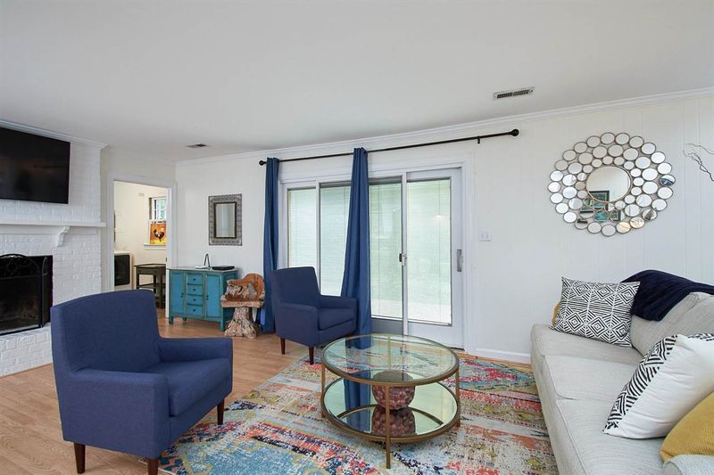 804 Compton Rd, Raleigh, NC 27609