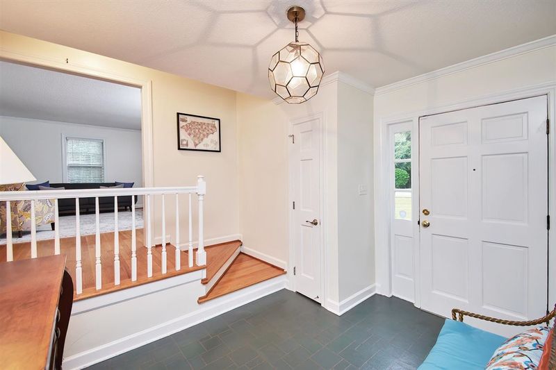 804 Compton Rd, Raleigh, NC 27609