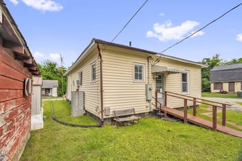 804 Delaware Ave, Burlington, NC 27217