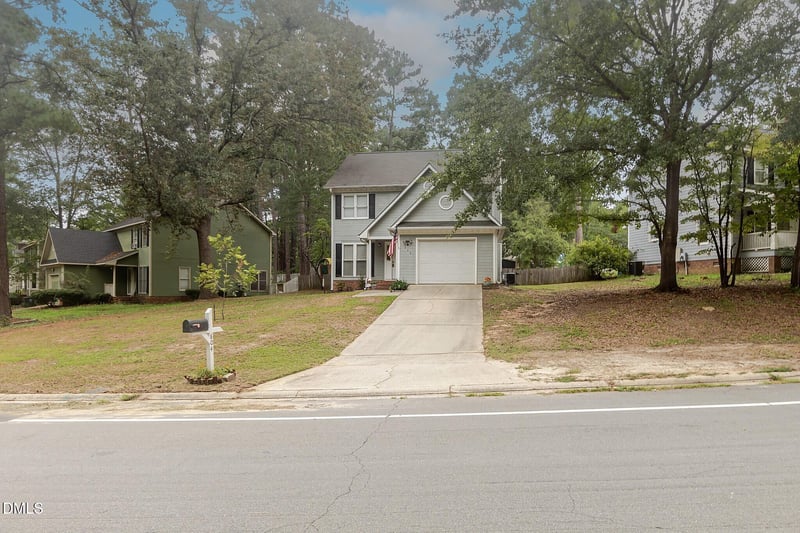 804 Hilton Dr, Fayetteville, NC 28311