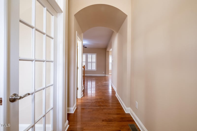 804 Long Meadows Rd, Chapel Hill, NC 27516
